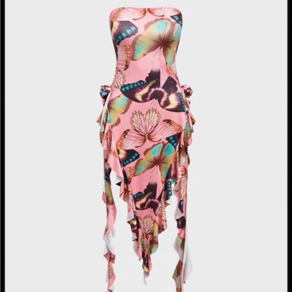 Y2K dress pink with ruffles